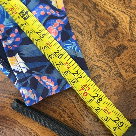 Rip Curl Tropic Tribe One Piece Floral Blue Deep Open Back Side Cut Outs Swim - Picture 12 of 12